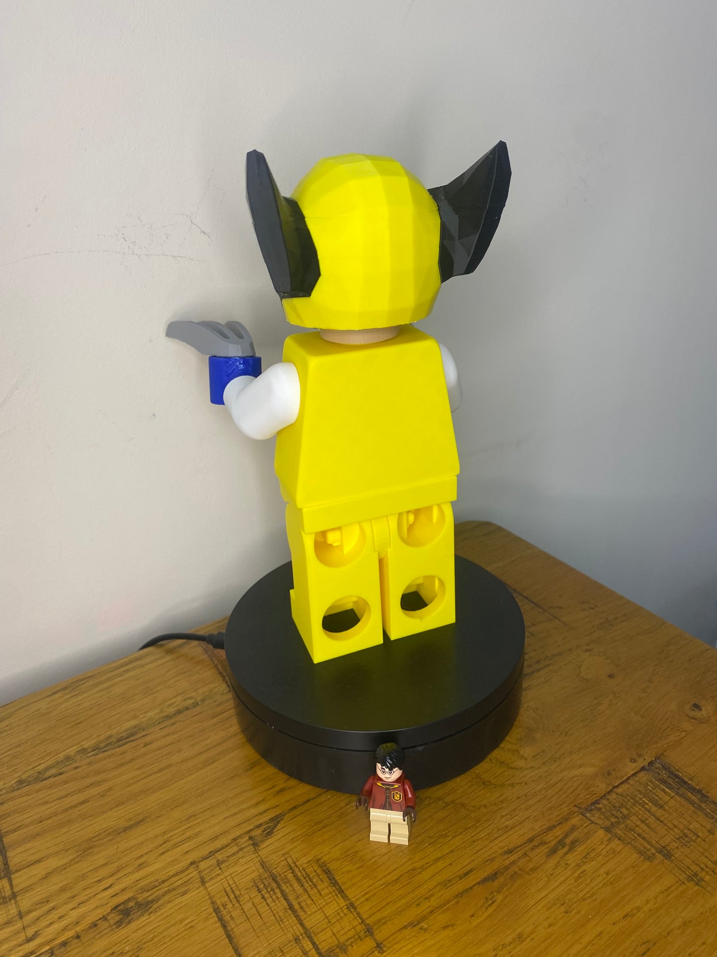 Big Brick Inspired Giant Wolverine
