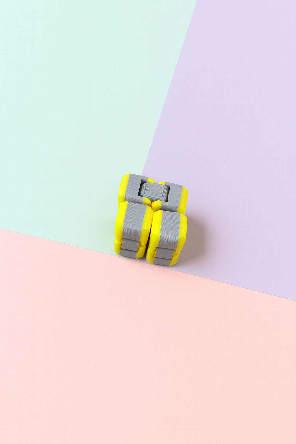 Mini infinity cube