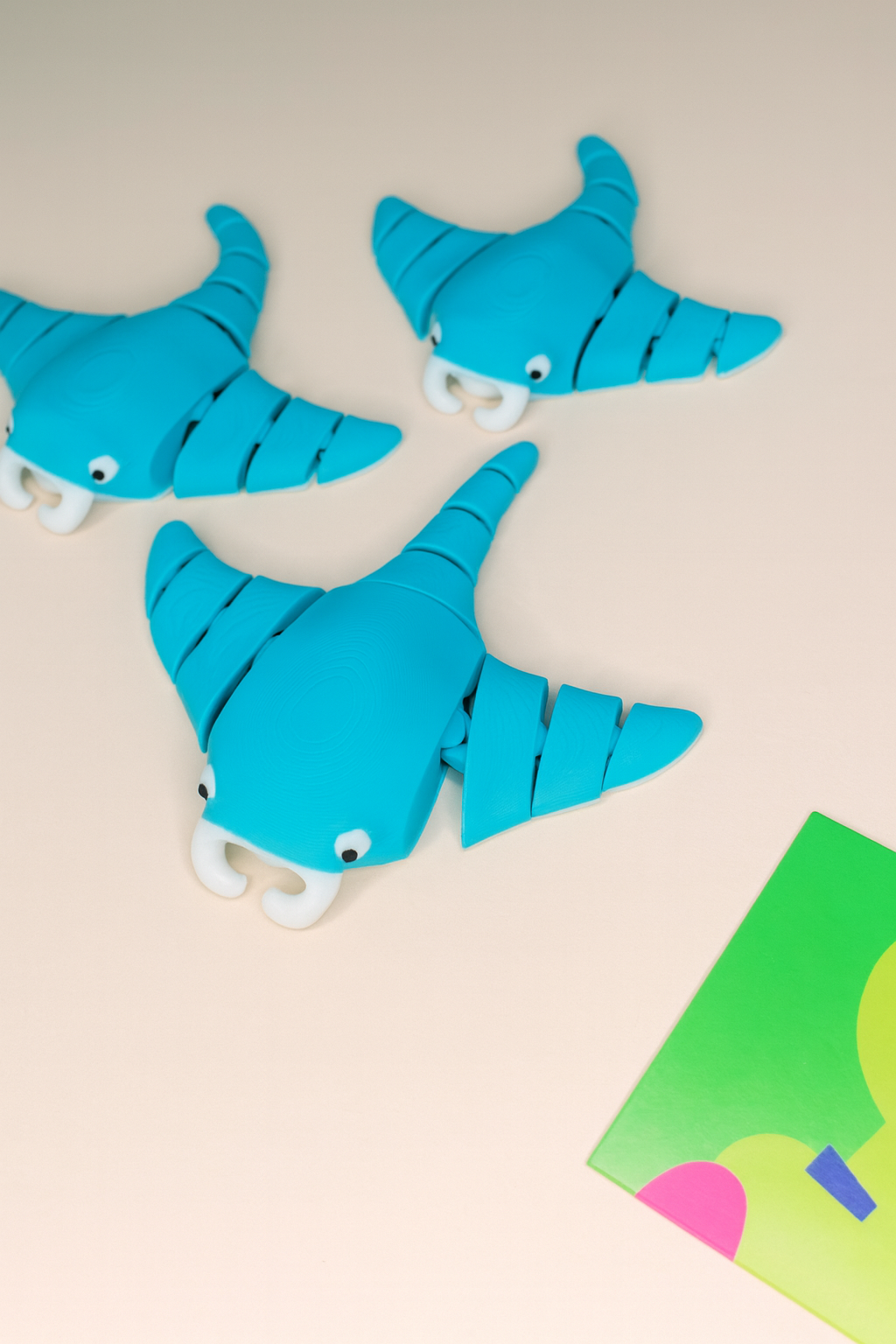 WIGGLERZ - Milo The Manta Ray