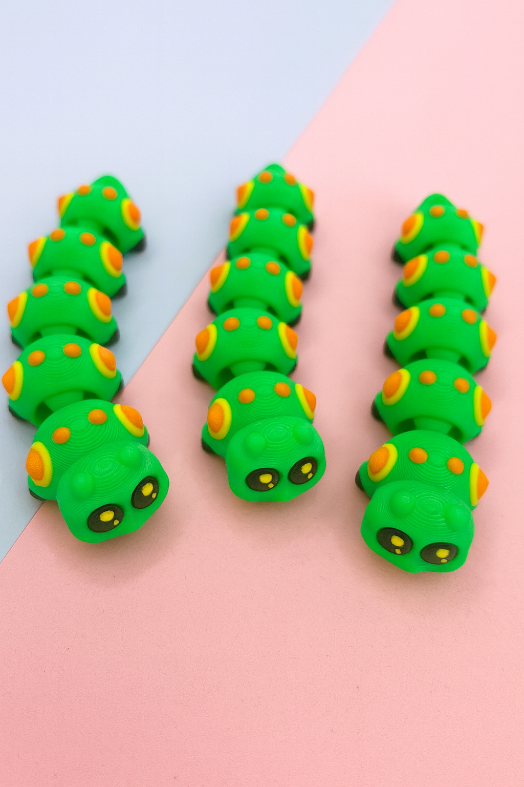 WIGGLERZ - Colin the Caterpillar π
