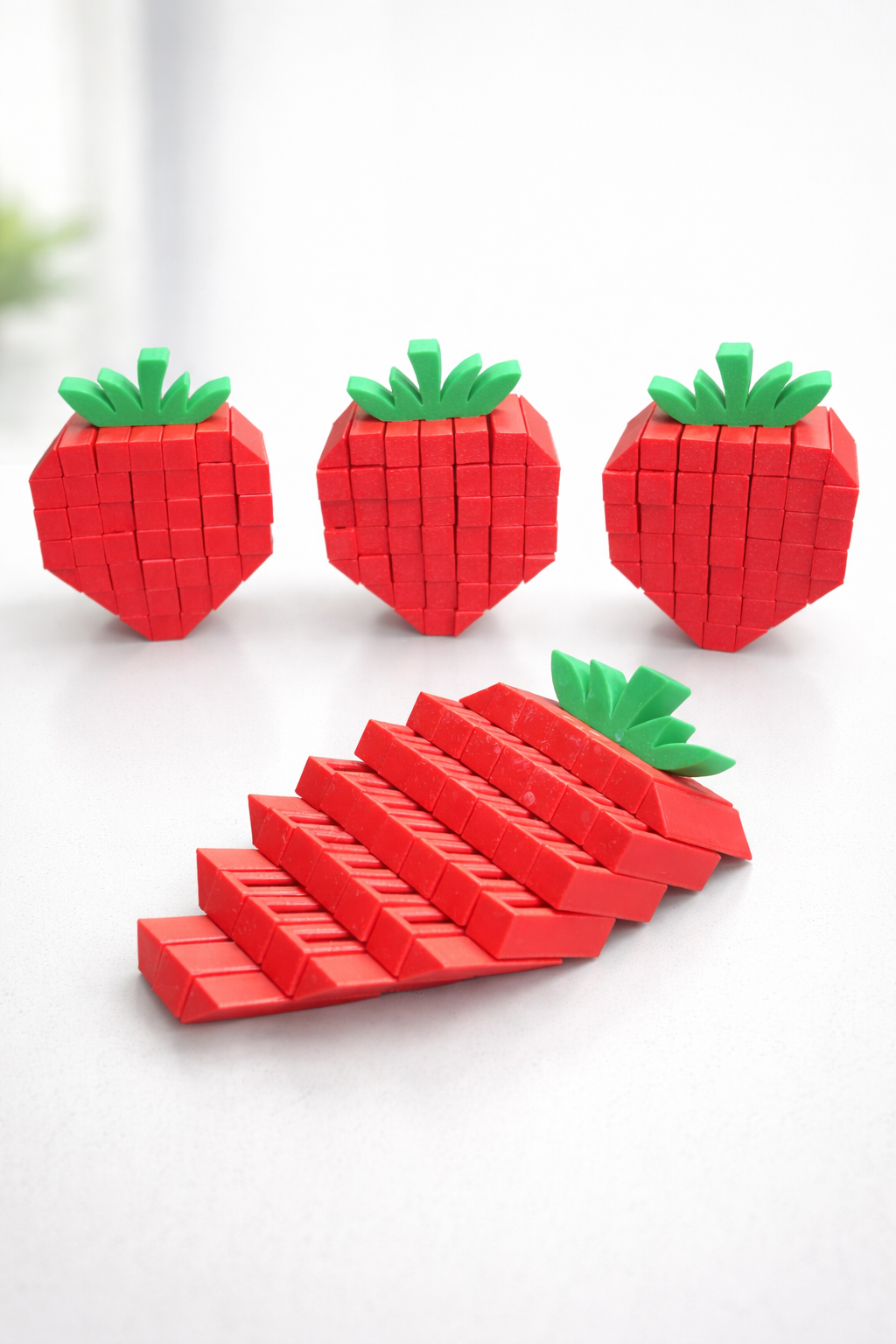 Sensory Pixel Strawberry 🍓- 3D Printed Transforming Fidget Toy