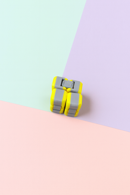 Mini infinity cube