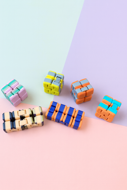 Mini infinity cube