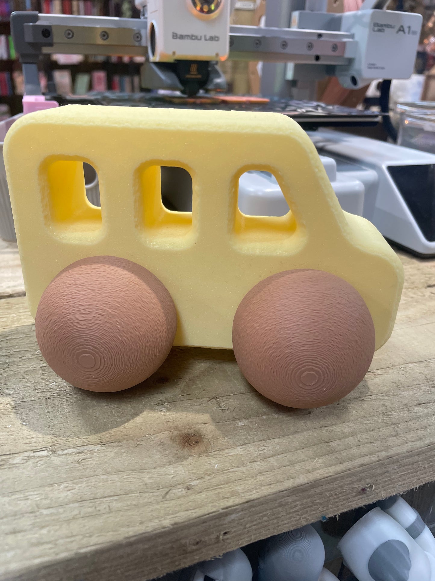 Chunky Cruisers
 🚗 🚎 🛻