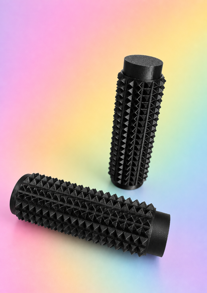 High Spiked Pain Stim with added Clicker Fidget Toy